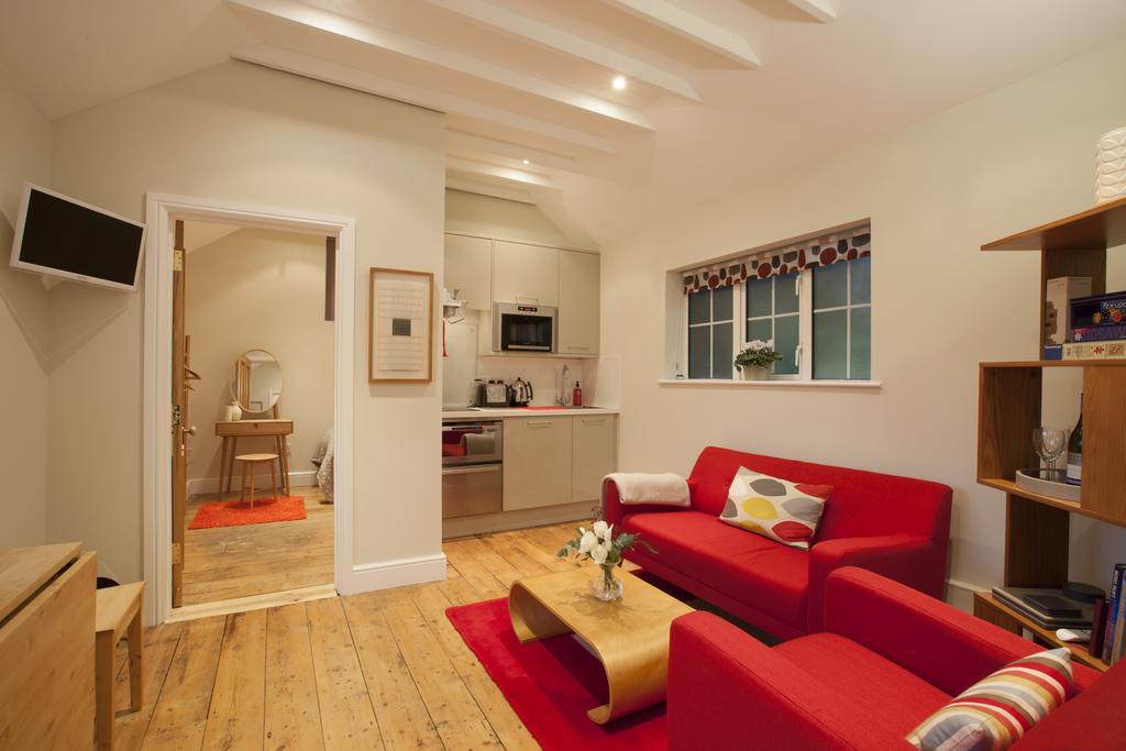 Centre Village 2 Bedroom Cottage - The Byre Pewsey 外观 照片